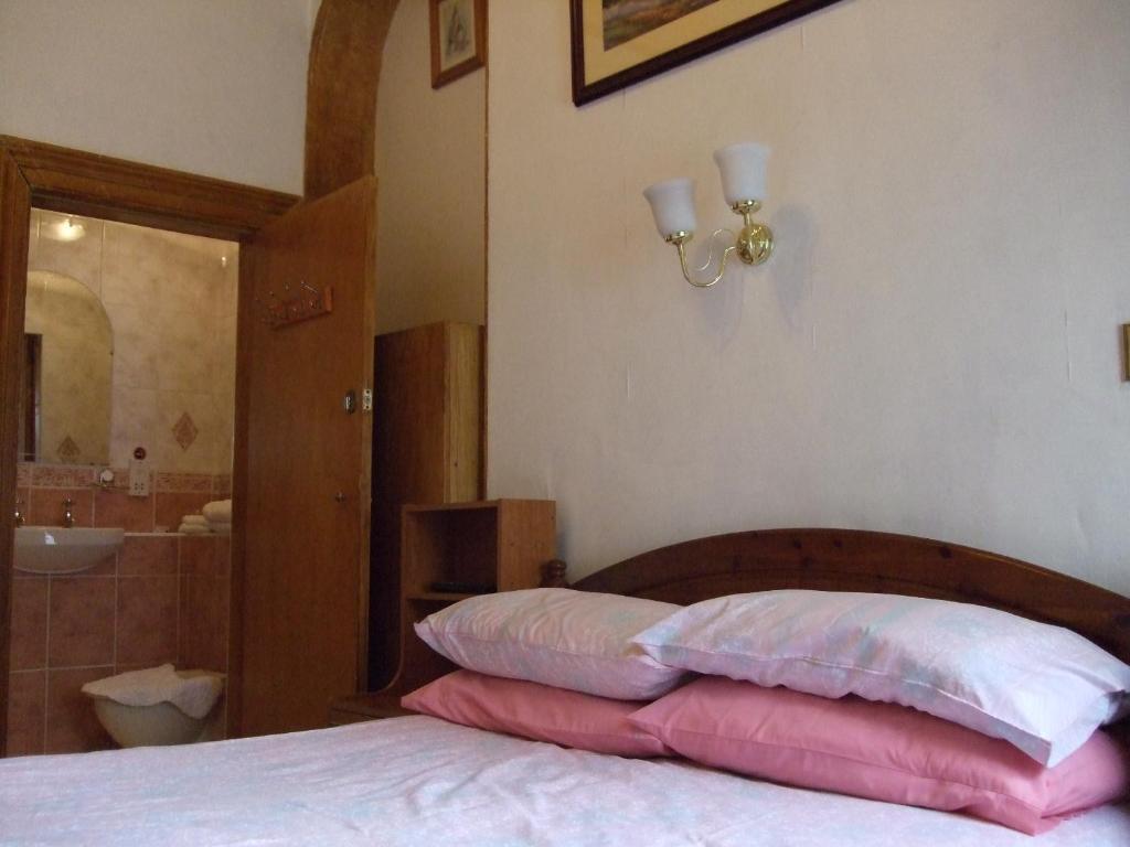 Swan Lake Guest House Edinburgh Room photo